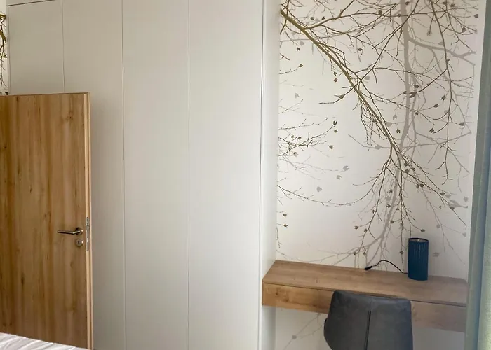 Apartman X12, Hillside Apartman